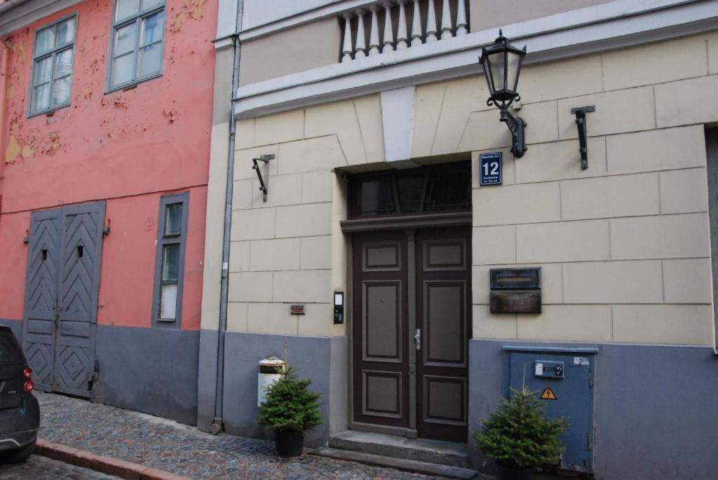Amber Private Rooms Riga Esterno foto
