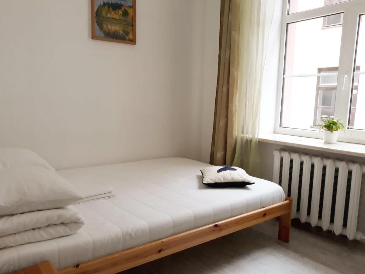 Amber Private Rooms Riga Esterno foto